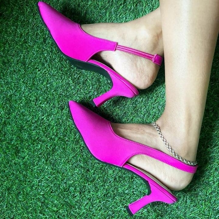 Pink Elegance Pumps