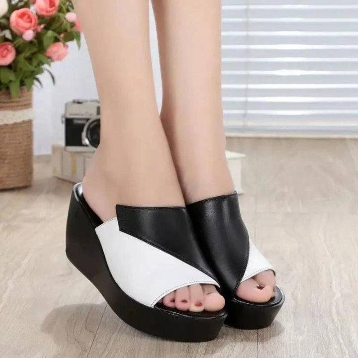 Noir White Lift Wedges