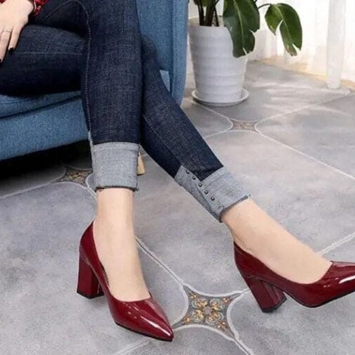 Graceful Gaze Pumps