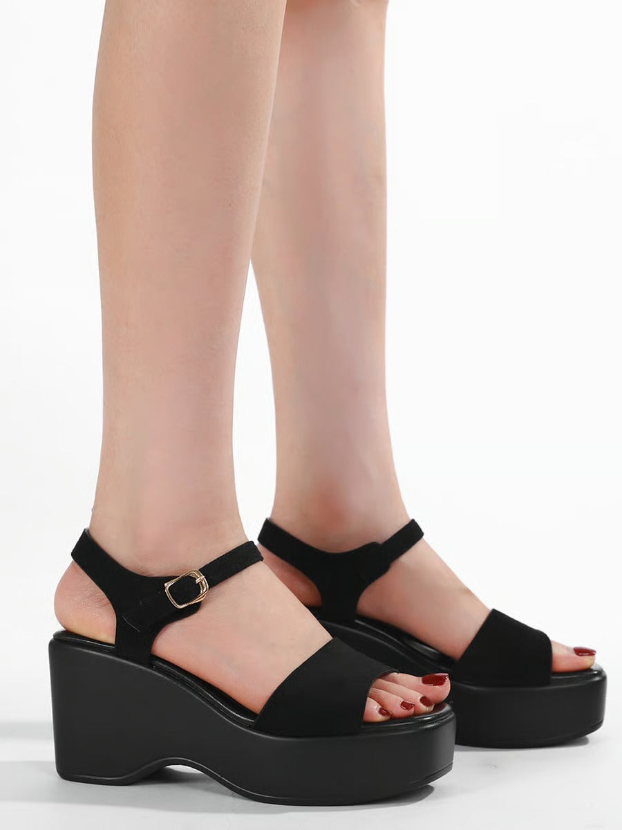 PureBlack ComfortLift Wedges